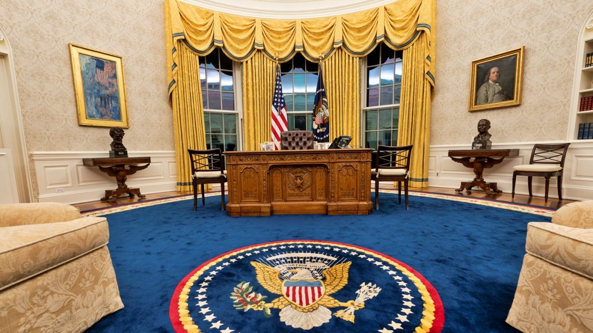 Oval Office Meeting: Outgoing President Biden to Host Newly Elected President Trump in Symbolic Transfer of Power