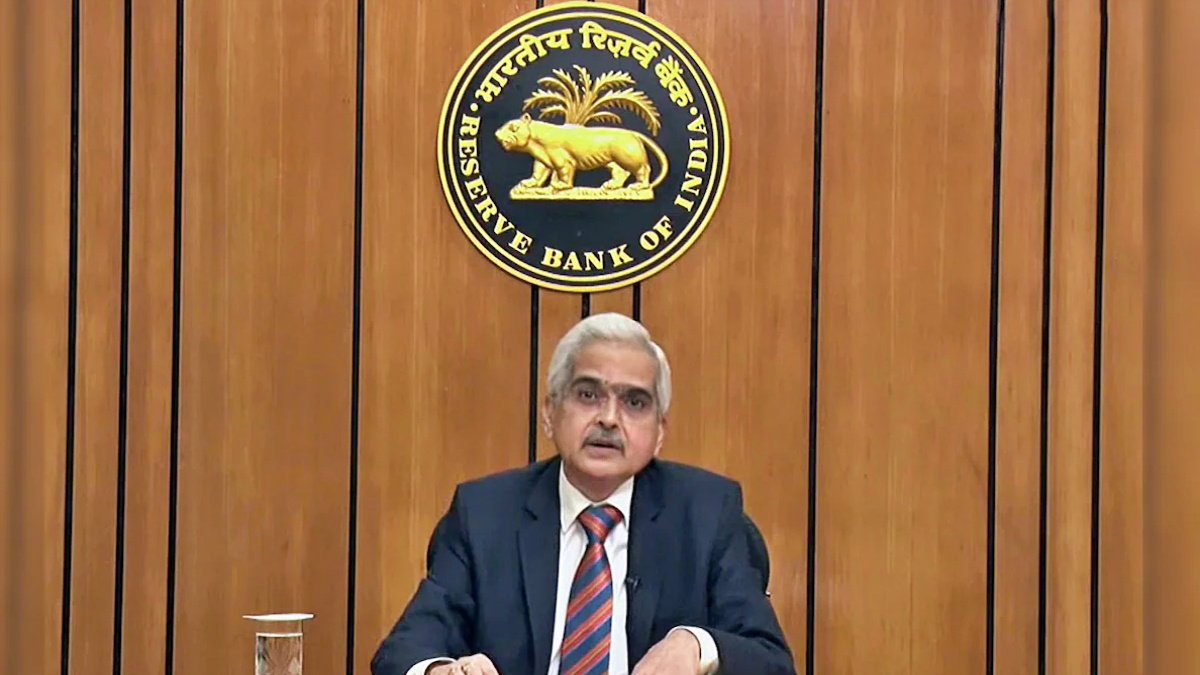 RBI Governor Shaktikanta Das Prioritizes Inflation Over Rate Cuts in Final MPC Meeting