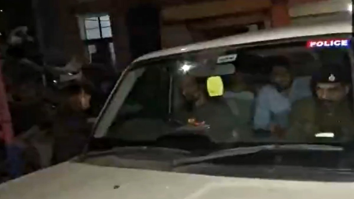 Tensions Rise in Patna: Khan Sir Detained, Released After Rallying Behind BPSC Candidates