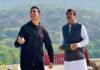 Akshay and Paresh Fly High with Kites