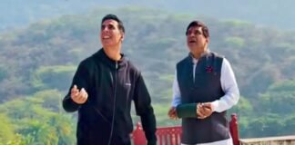 Akshay and Paresh Fly High with Kites