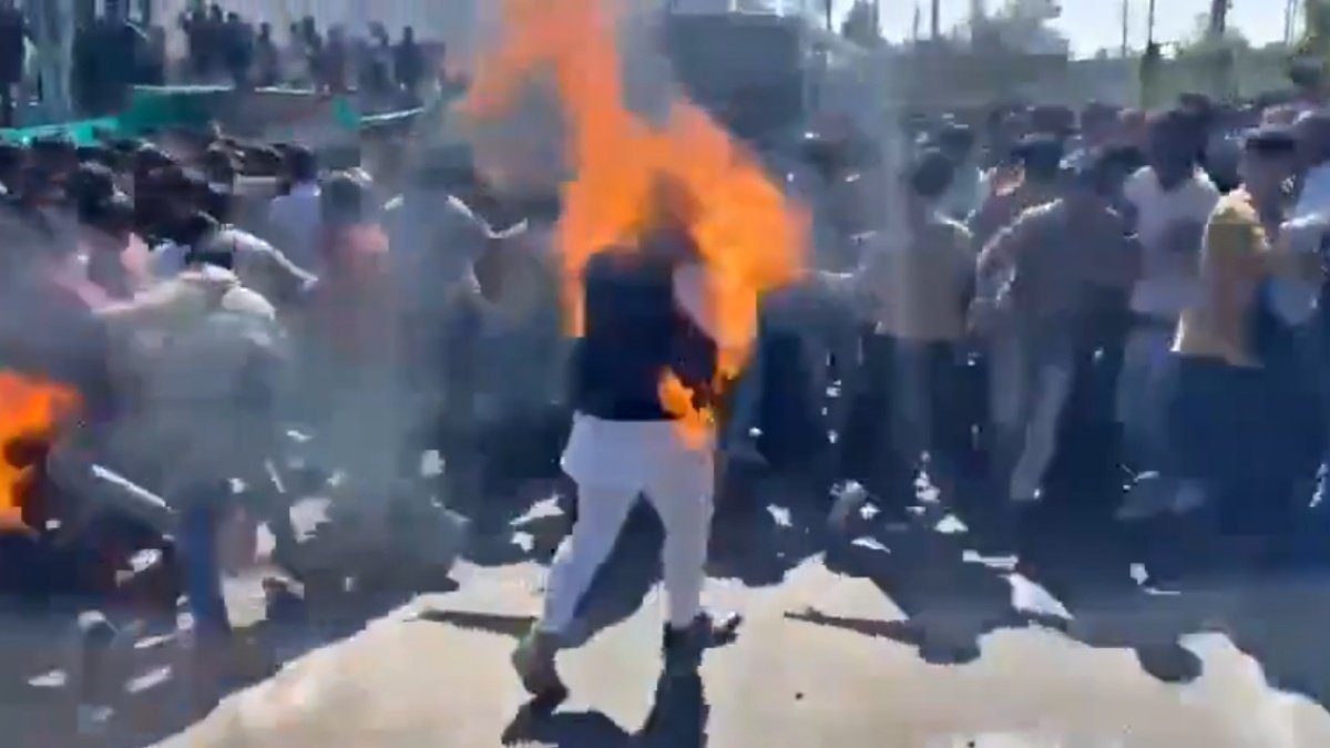 Union Carbide Waste Burning: Tensions Escalate with Suicide Attempts and Clashes