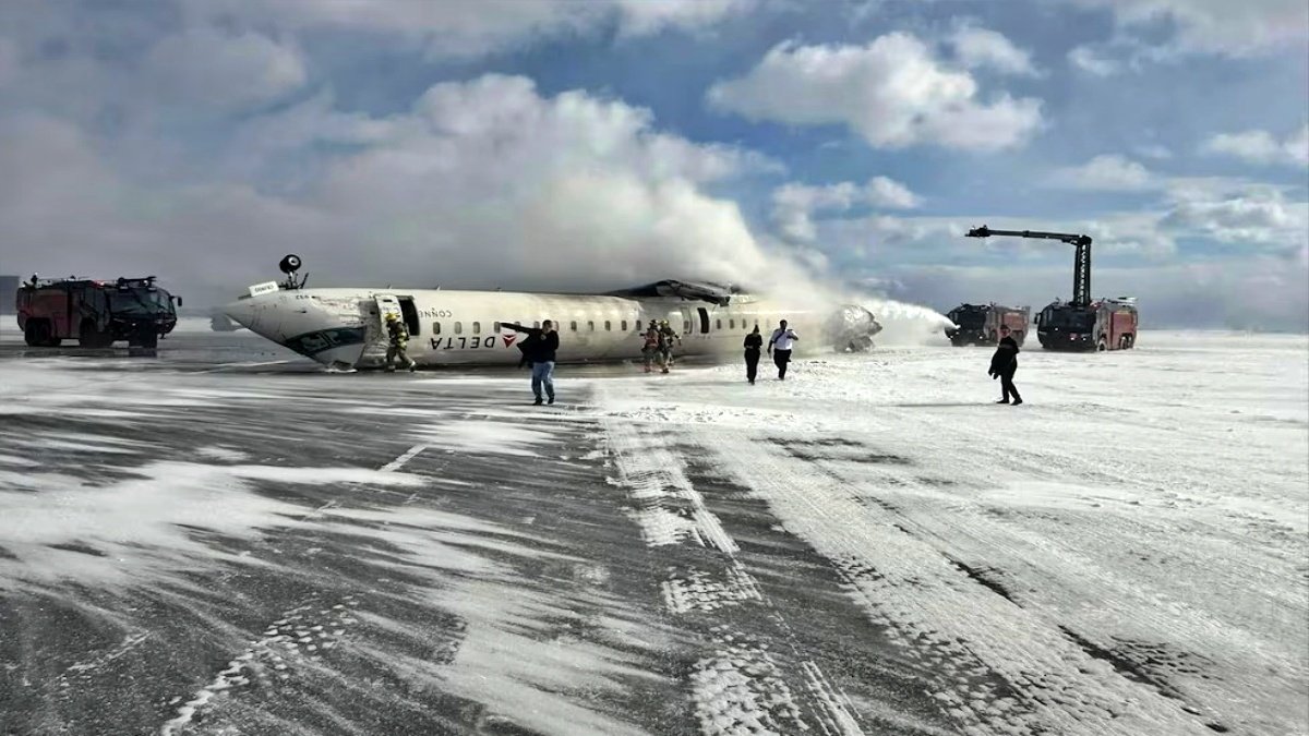 Delta Airlines Flight 4819 Overturns in Toronto: Chaos, Survival, and Investigation | PalPal News Hub | Latest National, Technology, and Astrology News Delta Airlines Flight 4819 Overturns in Toronto: Chaos, Survival, and Investigation