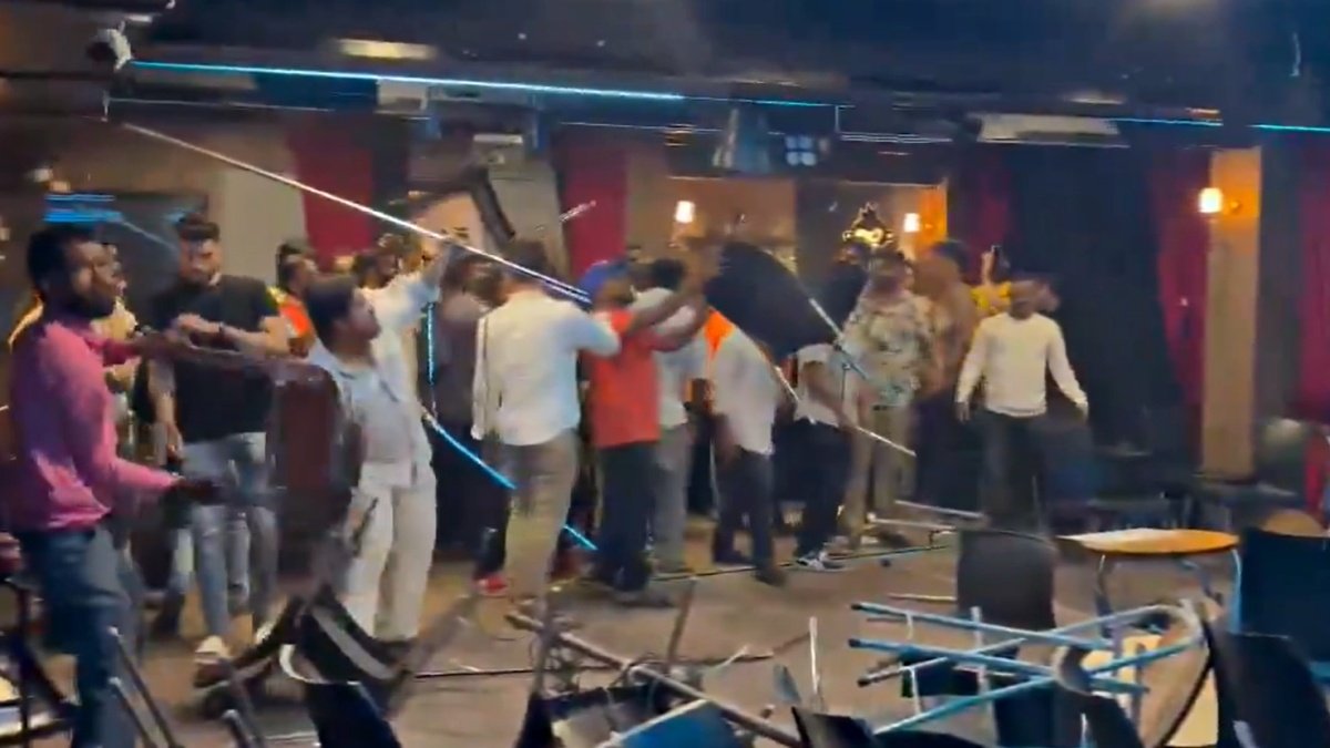 Shiv Sena Workers Vandalize Comedy Club Over Kunal Kamra’s Remarks on Eknath Shinde