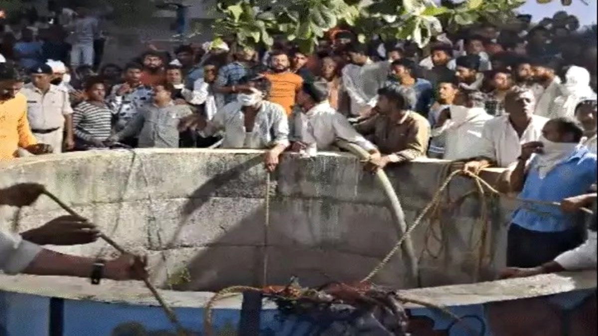 Khandwa Well Tragedy: 8 Dead During Cleaning After Gangaur Immersion, Toxic Gas Suspected