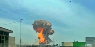 Massive Explosion Rocks Iran’s Bandar Abbas Port
