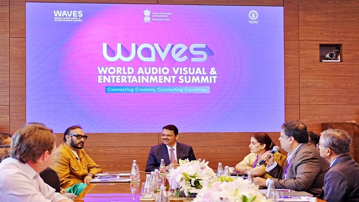Maharashtra Inks ₹8,000 Crore MoUs: Prime Focus, Godrej to Build Mega Film Cities in Mumbai