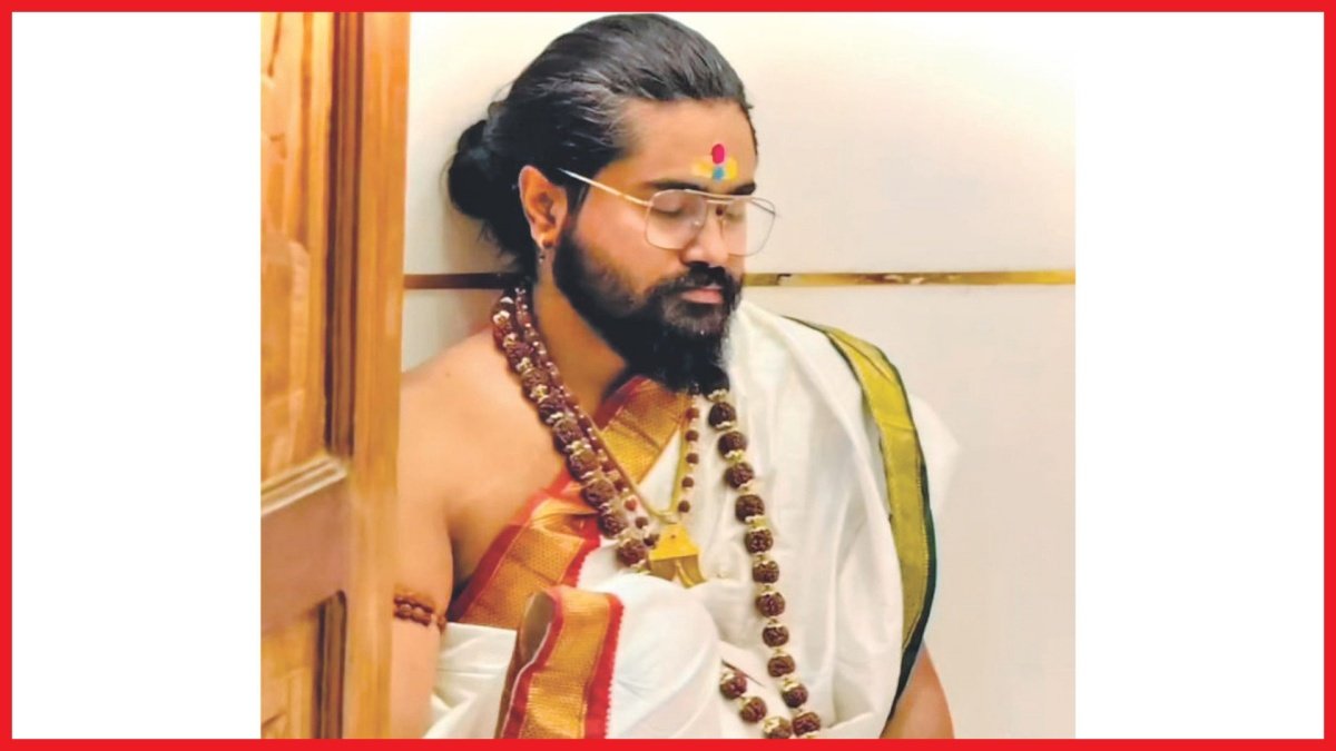 Pune Shocker: Fake Baba Arrested for Spying, Blackmailing Devotees Using Hidden Mobile Apps