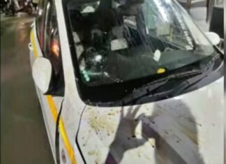 Tourist Taxi Rams