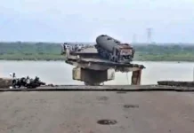 Gambhira (Padra-Mujpur) bridge collapsed