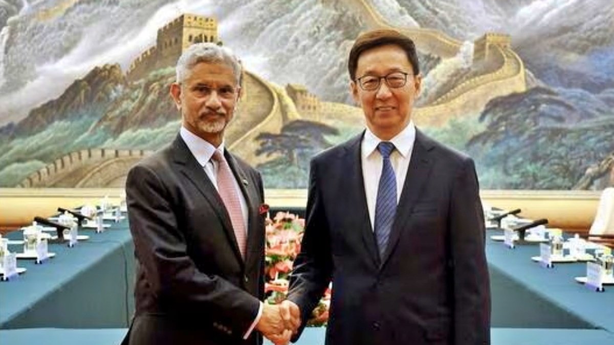 Jaishankar Meets Chinese Vice President Han Zheng in Beijing, Calls for Open Dialogue and Stronger Ties