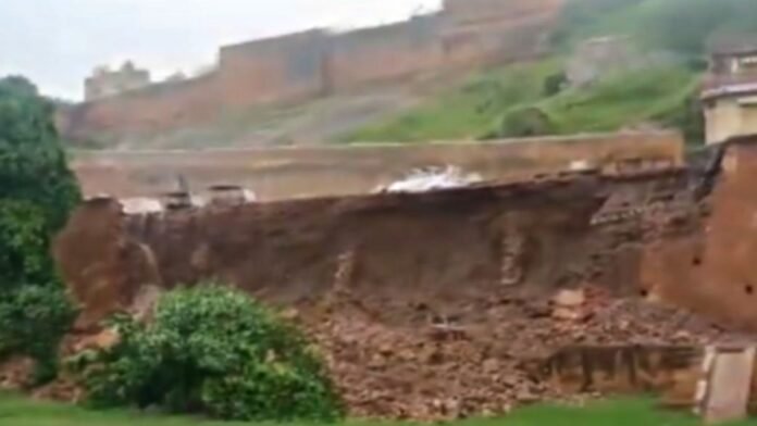 Amer Fort Wall Collapses