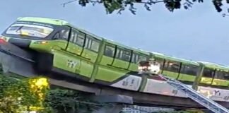 Mumbai Monorail rescue
