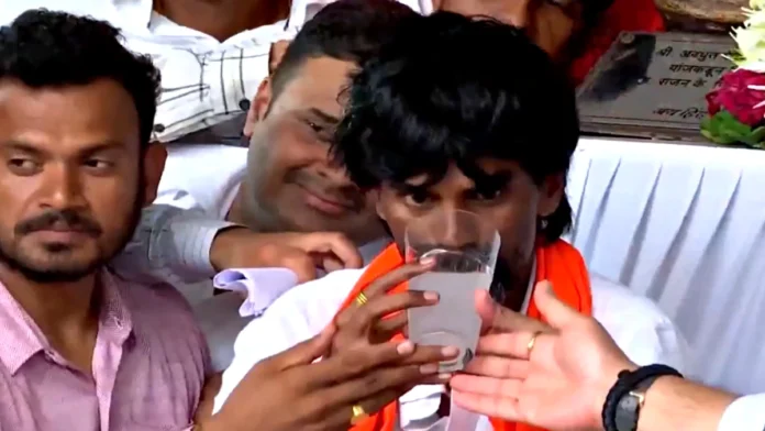 Jarange Patil Ends 5-Day Fast Jarange Patil Ends 5-Day Fast