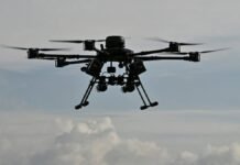 Ukraine Launches Massive Drone Attack on Moscow, Airports Shut Ukraine Launches Massive Drone Attack on Moscow