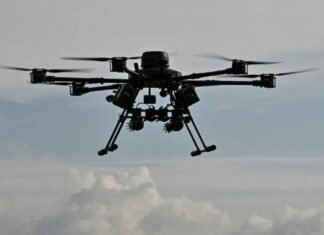 Ukraine Launches Massive Drone Attack on Moscow, Airports Shut Ukraine Launches Massive Drone Attack on Moscow