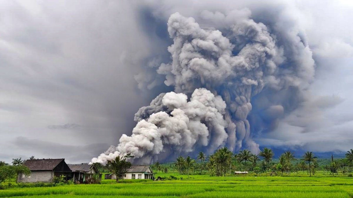 Mount Semeru Erupts in Indonesia: 170 Climbers Stranded, 900+ Evacuated