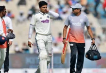 Shubman Gill Discharged from Hospital After Neck Injury, Doubtful for Second Test vs South Africa Shubman Gill Discharged from Hospital