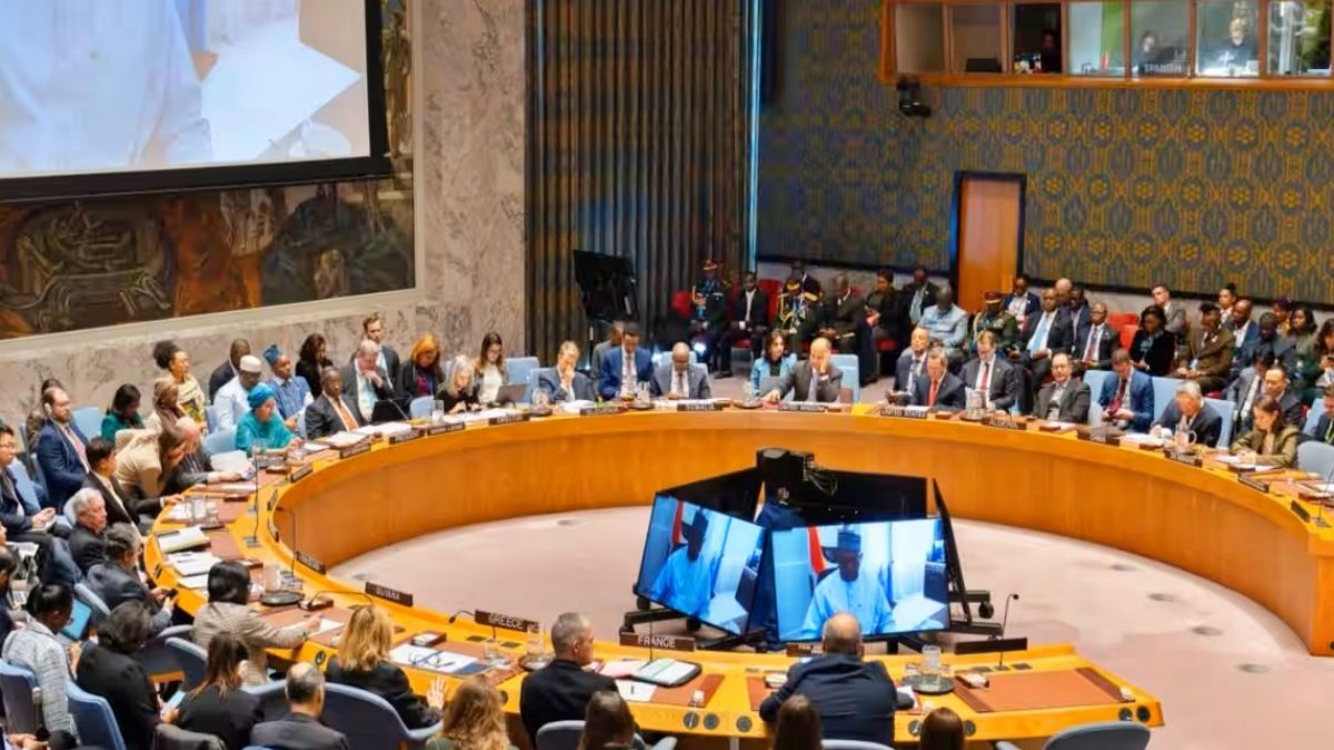 UNSC Adopts Trump’s Gaza Peace Plan: Hamas Rejects International Stabilization Force