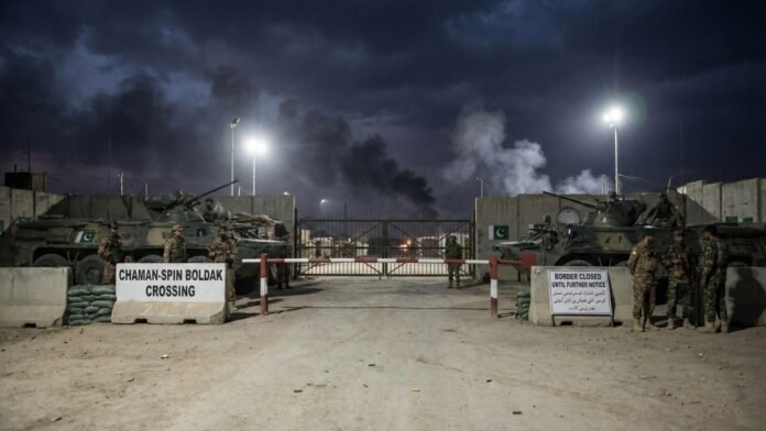 Afghanistan-Pakistan Tensions Escalate, Border Checkpoints Abandoned