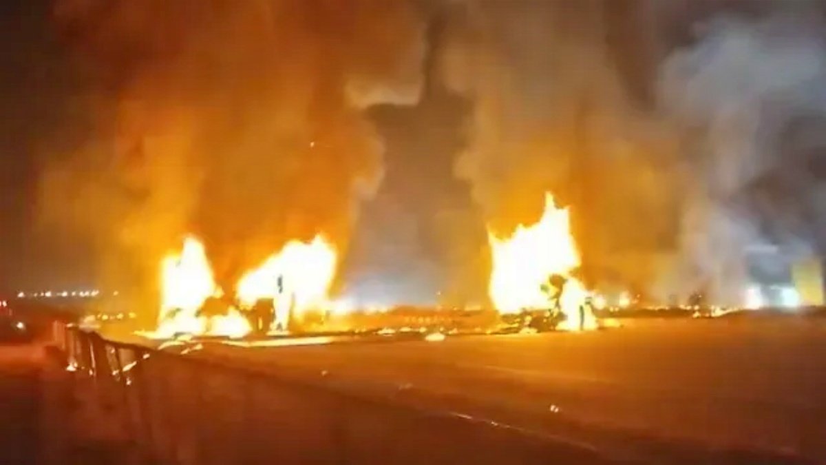 Karnataka Bus Fire Tragedy: 9 Dead in Chitradurga Highway Crash