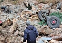 Army Vehicle Plunges Into Gorge, 10 Dead