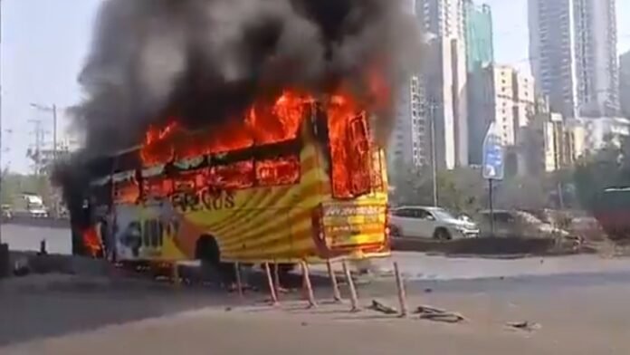 Mumbai Western Express Highway Bus Fire