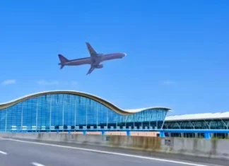 Delhi IGI Airport Emergency Landing: All Passengers Safe IGI-Delhi