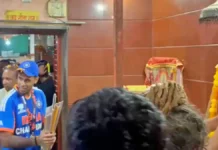 India Heroes Visit Hanuman Temple