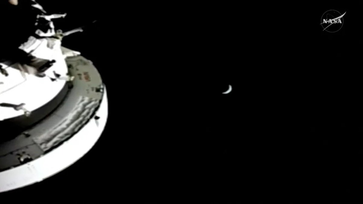 Artemis II Breaks Space Distance Record During Historic Lunar Flyby