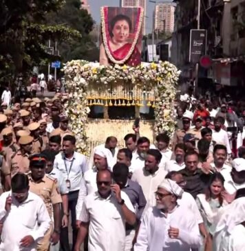 Asha Bhosle Laid to Rest: India Bids Farewell to Its Most Recorded Voice Asha Bhosle Laid to Rest