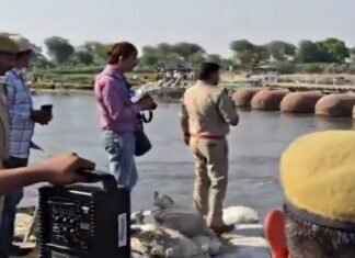 Mathura Boat Tragedy: 10 Dead as Pilgrim Vessel Capsizes in Yamuna Mathura Boat Tragedy