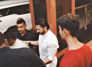 Ranveer Singh Visits RSS Headquarters