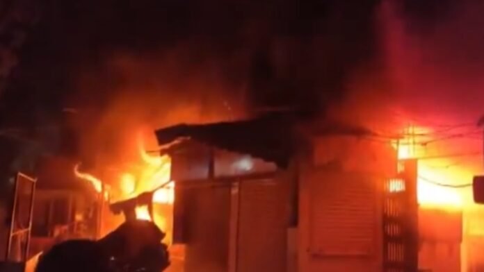 Massive Fire Guts Thane Market