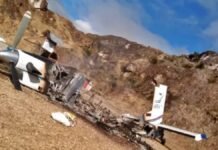Papua Rebels Kill American Pilot and Burn Civilian Aircraft